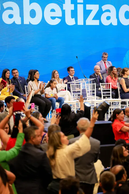  <div class='credito_fotos'>Foto: Marco Santos / Ag. Pará &nbsp;&nbsp;|&nbsp;&nbsp; <a href='/midias/2025/originais/20250210195940-GF00022952-F00376667.jpg' download><i class='fa-solid fa-download'></i> Download</a></div>