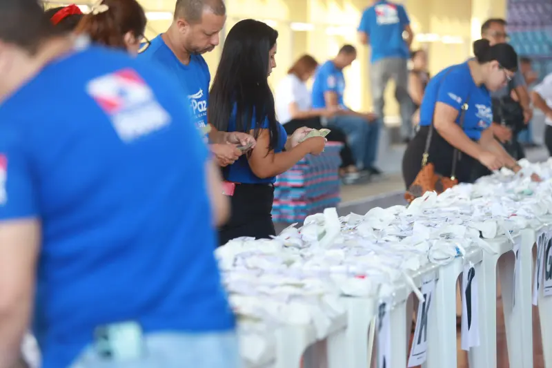  <div class='credito_fotos'>Foto: Bruno Cruz / Ag. Pará &nbsp;&nbsp;|&nbsp;&nbsp; <a href='/midias/2025/originais/20250211104443-GF00022957-F00376799.jpg' download><i class='fa-solid fa-download'></i> Download</a></div>