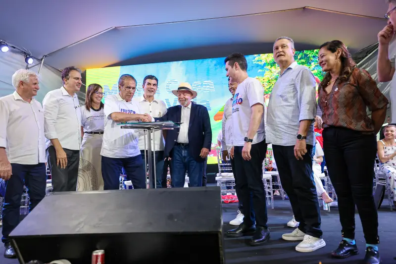  <div class='credito_fotos'>Foto: Marco Santos / Ag. Pará &nbsp;&nbsp;|&nbsp;&nbsp; <a href='/midias/2025/originais/20250213191213-GF00022992-F00377669.jpg' download><i class='fa-solid fa-download'></i> Download</a></div>