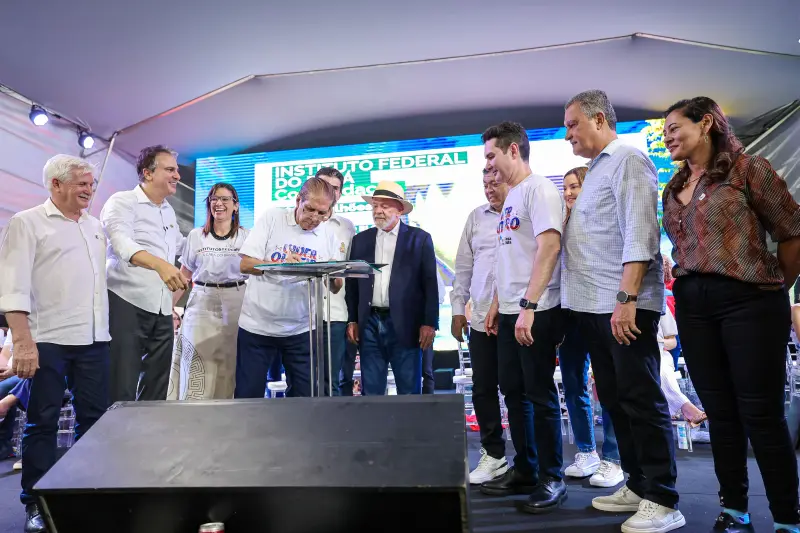  <div class='credito_fotos'>Foto: Marco Santos / Ag. Pará &nbsp;&nbsp;|&nbsp;&nbsp; <a href='/midias/2025/originais/20250213191218-GF00022992-F00377672.jpg' download><i class='fa-solid fa-download'></i> Download</a></div>