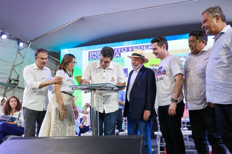  <div class='credito_fotos'>Foto: Marco Santos / Ag. Pará &nbsp;&nbsp;|&nbsp;&nbsp; <a href='/midias/2025/originais/20250213191225-GF00022992-F00377676.jpg' download><i class='fa-solid fa-download'></i> Download</a></div>