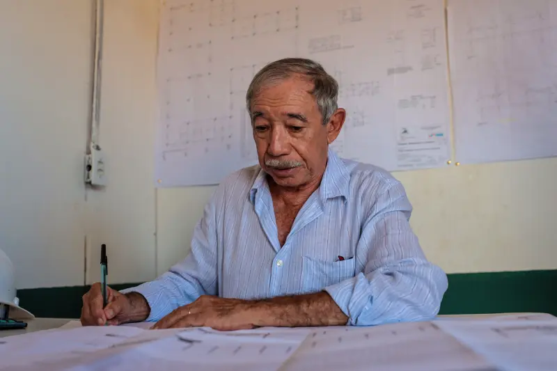 Paulo Brigido, empreiteiro da Obra <div class='credito_fotos'>Foto: Pedro Guerreiro / Ag. Pará &nbsp;&nbsp;|&nbsp;&nbsp; <a href='/midias/2025/originais/20250218125433-GF00023022-F00378987.jpg' download><i class='fa-solid fa-download'></i> Download</a></div>