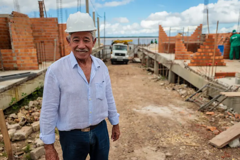 Paulo Brigido, empreiteiro da Obra <div class='credito_fotos'>Foto: Pedro Guerreiro / Ag. Pará &nbsp;&nbsp;|&nbsp;&nbsp; <a href='/midias/2025/originais/20250218125439-GF00023022-F00378990.jpg' download><i class='fa-solid fa-download'></i> Download</a></div>