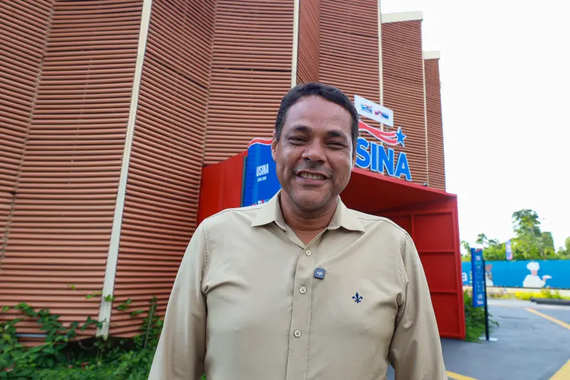 Lourival Oliveira - marceneiro <div class='credito_fotos'>Foto: Bruno Cruz / Ag. Pará &nbsp;&nbsp;|&nbsp;&nbsp; <a href='/midias/2025/originais/20250220173931-GF00023041-F00379303.jpg' download><i class='fa-solid fa-download'></i> Download</a></div>