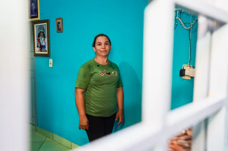 Dona Osmarina Alves Galvão <div class='credito_fotos'>Foto: Bruno Cruz / Ag. Pará &nbsp;&nbsp;|&nbsp;&nbsp; <a href='/midias/2025/originais/20250220203600-GF00023042-F00379360.jpg' download><i class='fa-solid fa-download'></i> Download</a></div>