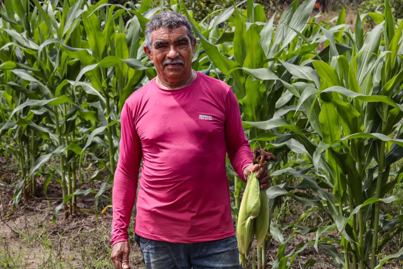 Sidney  Paulo  <div class='credito_fotos'>Foto: Alex Ribeiro / Ag. Pará &nbsp;&nbsp;|&nbsp;&nbsp; <a href='/midias/2025/originais/20250221113601-GF00023049-F00379519.jpg' download><i class='fa-solid fa-download'></i> Download</a></div>