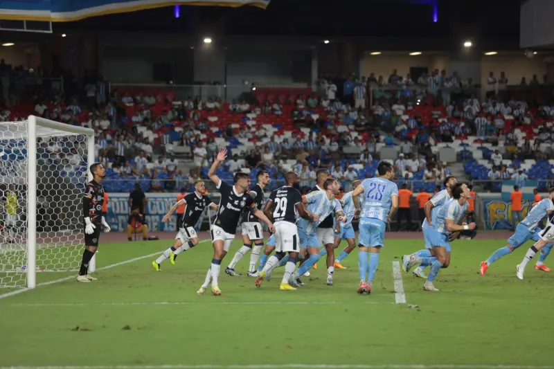  <div class='credito_fotos'>Foto: Alex Ribeiro / Ag. Pará &nbsp;&nbsp;|&nbsp;&nbsp; <a href='/midias/2025/originais/20250223204401-GF00023072-F00380203.jpg' download><i class='fa-solid fa-download'></i> Download</a></div>