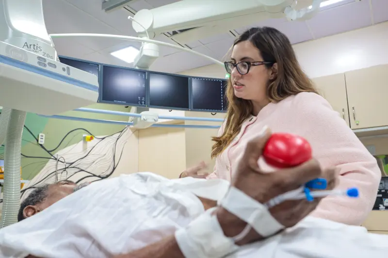 Dra Luisa Machado <div class='credito_fotos'>Foto: Pedro Guerreiro / Ag. Pará &nbsp;&nbsp;|&nbsp;&nbsp; <a href='/midias/2025/originais/20250228183304-GF00023133-F00382192.jpg' download><i class='fa-solid fa-download'></i> Download</a></div>