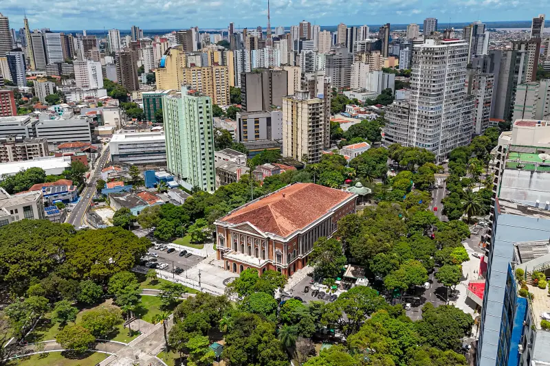 default <div class='credito_fotos'>Foto: Vinicius Pinto / Ag. Pará &nbsp;&nbsp;|&nbsp;&nbsp; <a href='/midias/2025/originais/20250404193955-GF00023395-F00390697.jpg' download><i class='fa-solid fa-download'></i> Download</a></div>