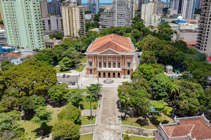  <div class='credito_fotos'>Foto: Vinicius Pinto / Ag. Pará &nbsp;&nbsp;|&nbsp;&nbsp; <a href='/midias/2025/originais/20250404193958-GF00023395-F00390699.jpg' download><i class='fa-solid fa-download'></i> Download</a></div>