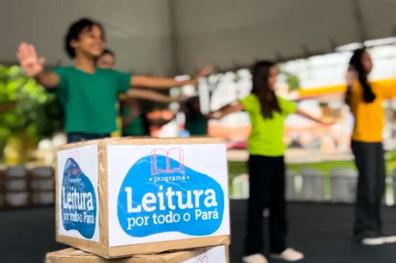 4.400 livros foram entregues para bibliotecas públicas da região 