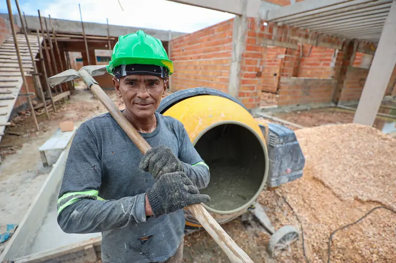 Raimundo Laurentino Viera Operador de betoneira