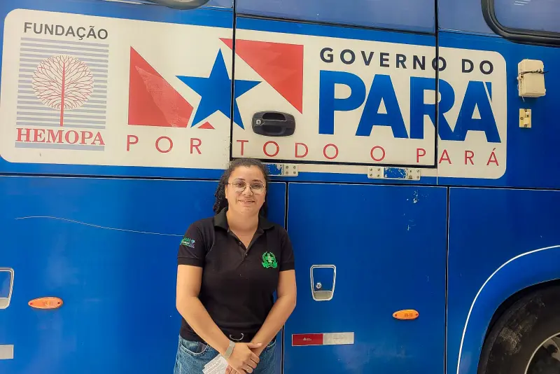 Larissa Rodrigues já é doadora e aproveitou que está acompanhando a mãe  no PSRM, colocar sua doação em dia