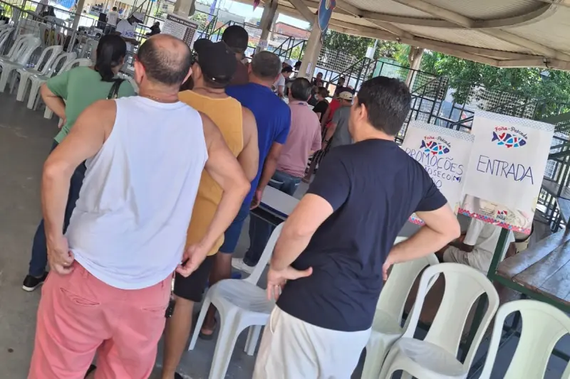 Na Usina da Paz, no Guamá, houve filas desde cedo, mas todos não demoraram para ser atendidos e garantiram o peixe na Feira do Pescado