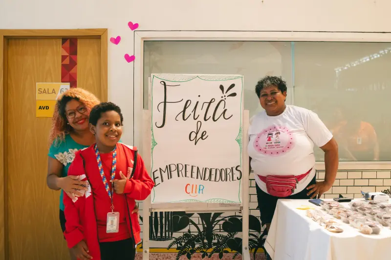 Produtos artesanais e criativos transformam talento em renda durante a feira, que reúne expositores usuários, acompanhantes e colaboradores do CIIR. Foto Jackson Lobato (Ascom CIIR)