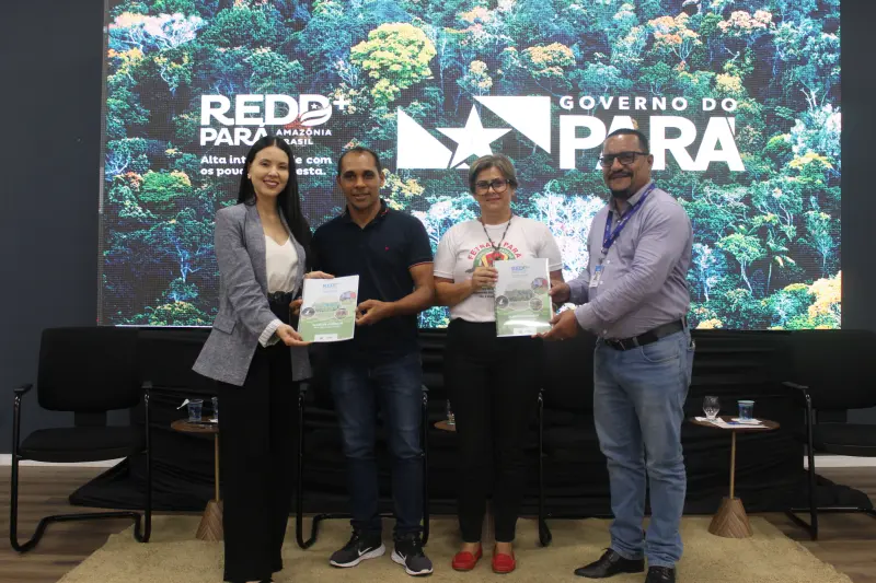 Entrega dos protocolos de consulta dos agricultores familiares à Semas