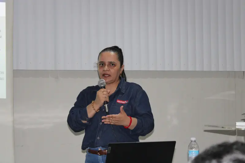 Fiscal agropecuária Lettiere Lima explica as ações de vigilância 