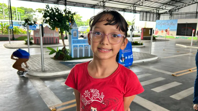 Luna Martins, estudante, 9 anos