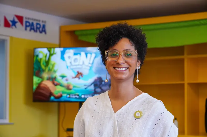 Tainá Felix - consultora educacional do projeto