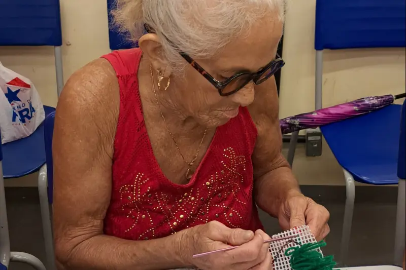 Maria das Graças,  74 anos