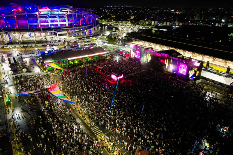 default <div class='credito_fotos'>Foto: Raphael Luz / Ag. Pará &nbsp;&nbsp;|&nbsp;&nbsp; <a href='/midias/2025/originais/20250613075238-GF00023937-F00413122.jpg' download><i class='fa-solid fa-download'></i> Download</a></div>