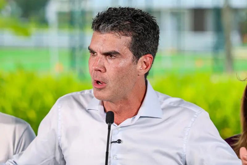  <div class='credito_fotos'>Foto: Marco Santos / Ag. Pará &nbsp;&nbsp;|&nbsp;&nbsp; <a href='/midias/2025/originais/20250617150841-GF00024007-F00416069.jpg' download><i class='fa-solid fa-download'></i> Download</a></div>