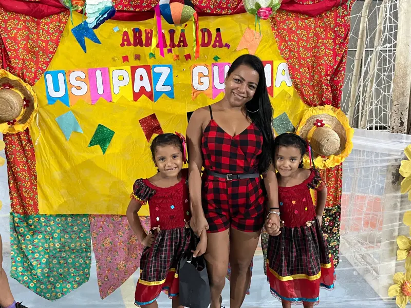 Josilene Lopes e família.