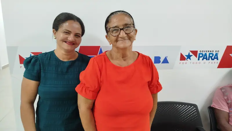 Ao lado da filha Lourdes Ferreira, 74 anos, aprovou o atendimento médico na Policlinica Carajás