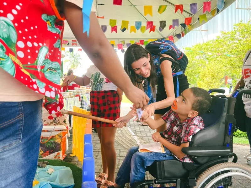 Atividades envolveram usuários e familiares, celebrando a cultura e fortalecendo vínculos de forma inclusiva e acolhedora