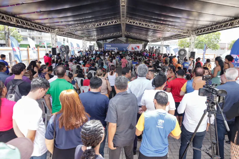 -Falas de autoridades
-Entrega de rádio comunicador pra agentes de transito
-Sua casa
-CNH pai degua <div class='credito_fotos'>Foto: Pedro Guerreiro / Ag. Pará &nbsp;&nbsp;|&nbsp;&nbsp; <a href='/midias/2025/originais/20250627144021-GF00024065-F00417975.jpg' download><i class='fa-solid fa-download'></i> Download</a></div>
