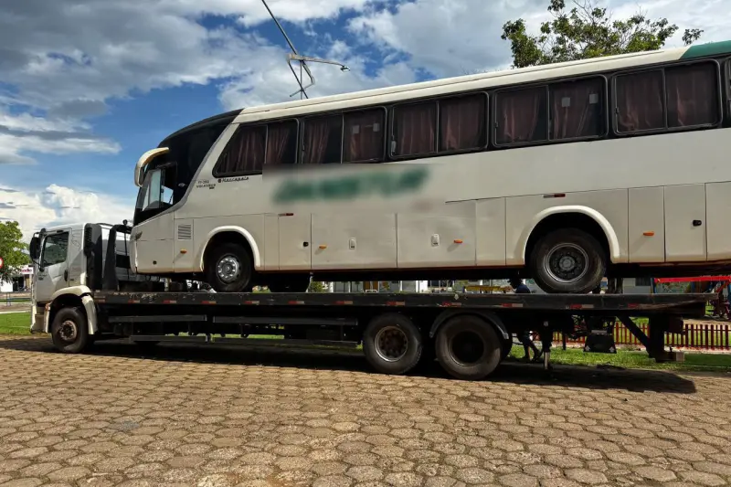Veículo da linha Araguaína–Xinguara apreendido por operar de forma irregular em rota intermunicipal