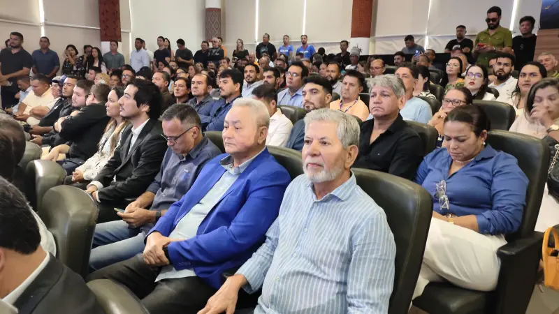 Assinatura do contrato para sinalização turística de Belém