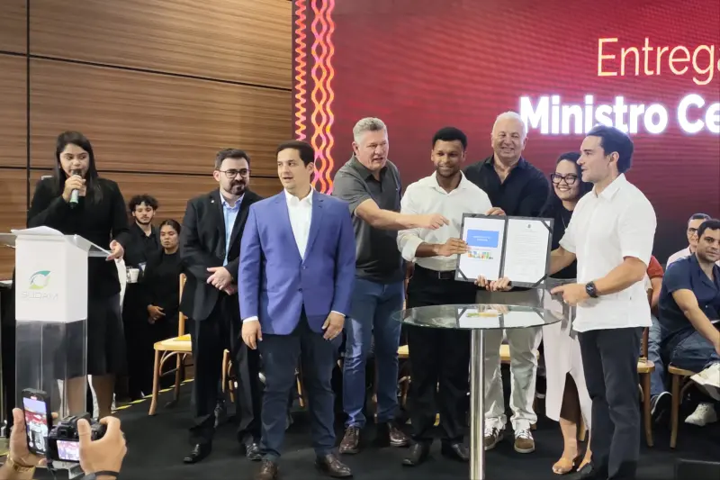 Assinatura do contrato para sinalização turística de Belém