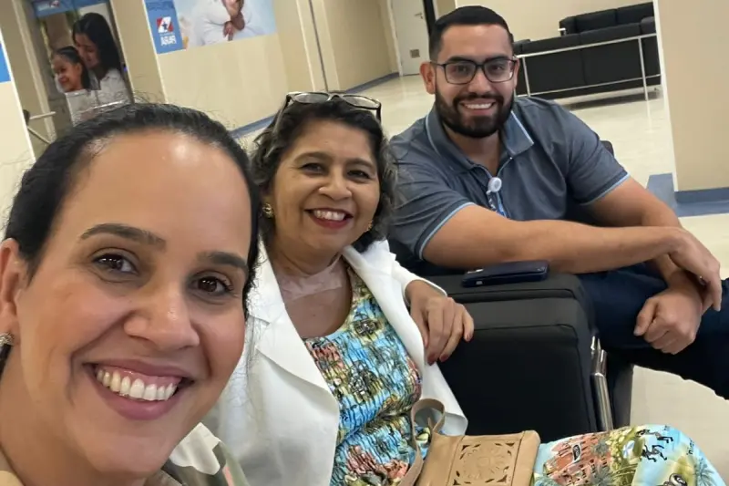 Renata em retorno ao Pronto-Socorro Dr.Roberto Macedo