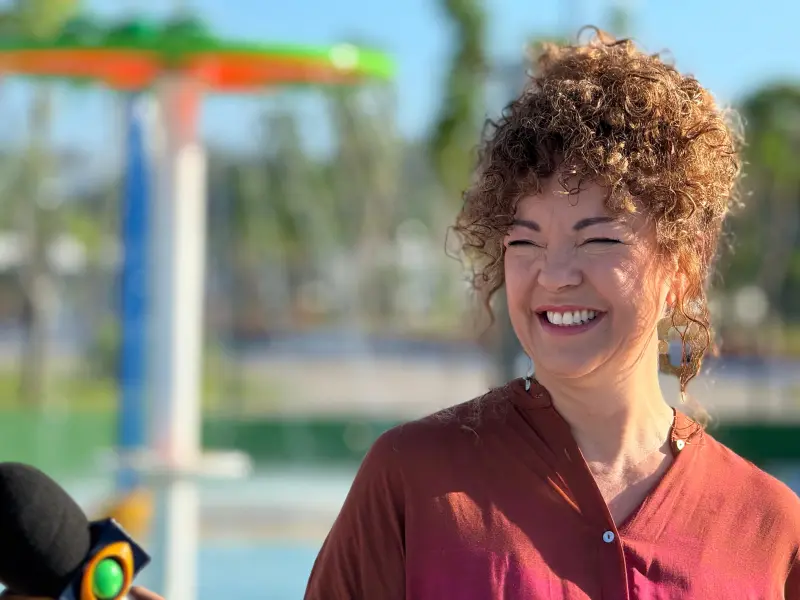 Ursula Vidal, titular da Secult, acompanhou a abertura do espaço