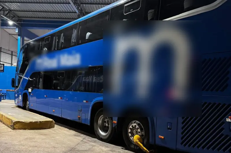 Ônibus é apreendido por transporte clandestino entre Marabá e Parauapebas.