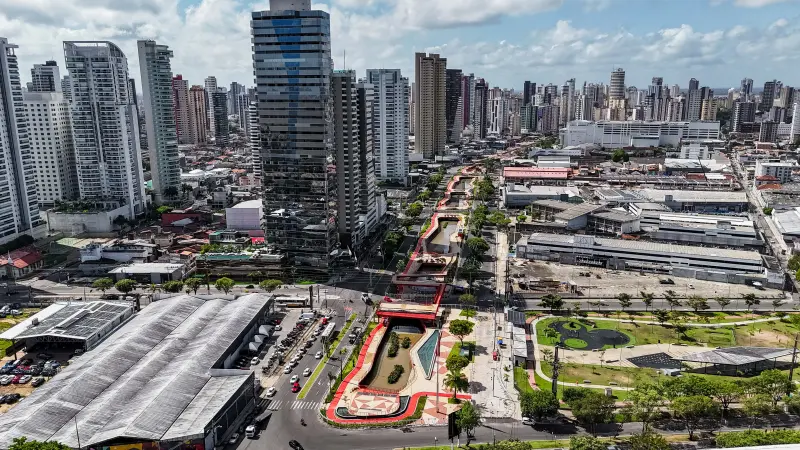 default <div class='credito_fotos'>Foto: Vinicius Pinto / Ag. Pará &nbsp;&nbsp;|&nbsp;&nbsp; <a href='/midias/2025/originais/20250726114214-GF00024315-F00426059.jpg' download><i class='fa-solid fa-download'></i> Download</a></div>