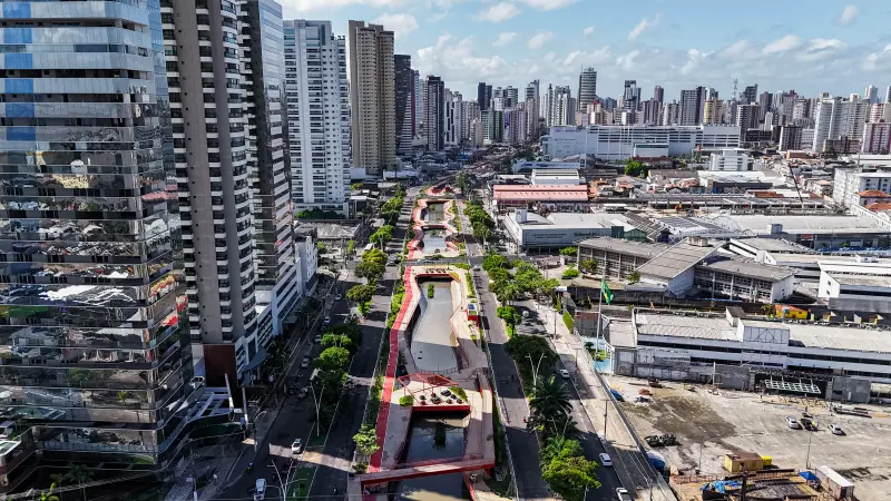 default <div class='credito_fotos'>Foto: Vinicius Pinto / Ag. Pará &nbsp;&nbsp;|&nbsp;&nbsp; <a href='/midias/2025/originais/20250726114220-GF00024315-F00426062.jpg' download><i class='fa-solid fa-download'></i> Download</a></div>