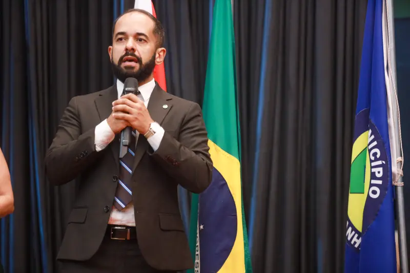 Leonardo Magalhães, defensor geral da união <div class='credito_fotos'>Foto: Bruno Cecim / Ag.Pará &nbsp;&nbsp;|&nbsp;&nbsp; <a href='/midias/2025/originais/20250729133308-GF00024331-F00426545.jpg' download><i class='fa-solid fa-download'></i> Download</a></div>
