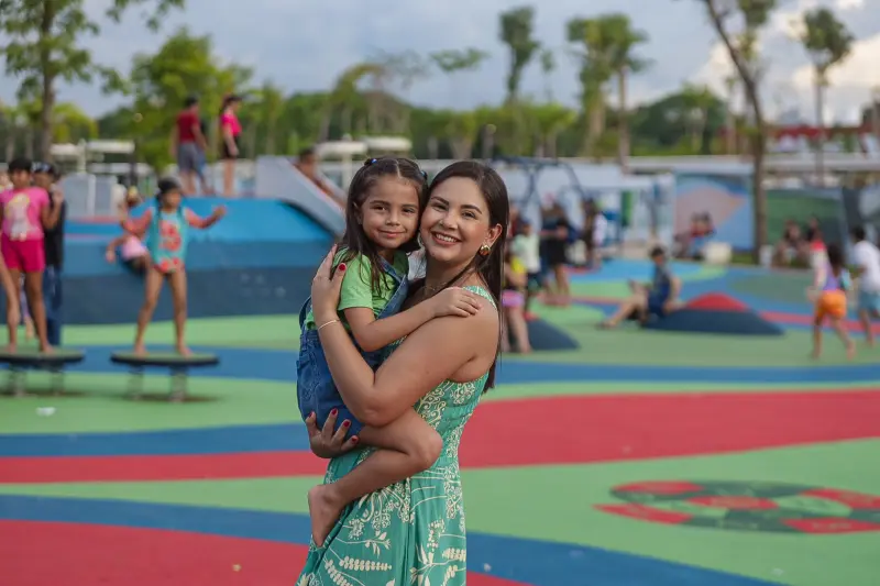 Ana Beatriz e  Ana Livia <div class='credito_fotos'>Foto: Igor Mota / Ag. Pará &nbsp;&nbsp;|&nbsp;&nbsp; <a href='/midias/2025/originais/20250729181319-GF00024335-F00426653.jpg' download><i class='fa-solid fa-download'></i> Download</a></div>