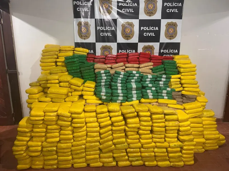 Apreensão de drogas durante a operação "Fake Ferry"