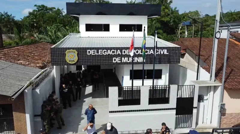 Governo entrega Delegacia de Murinin