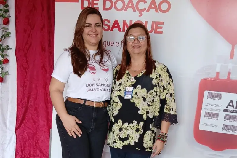 A biomédica Fernanda Souza e a assistente social Rejane Dias