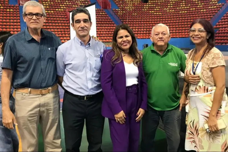 Equipe da Sedap e do Ministério Público atuam em conjunto no cadastramento dos pontos de venda do açaí