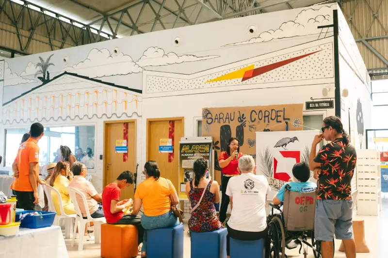 Sarau do Cordel no CIIR teve a participação de membros da Academia de Letras de Ananindeua e da Academia Paraense de Literatura de Cordel. 