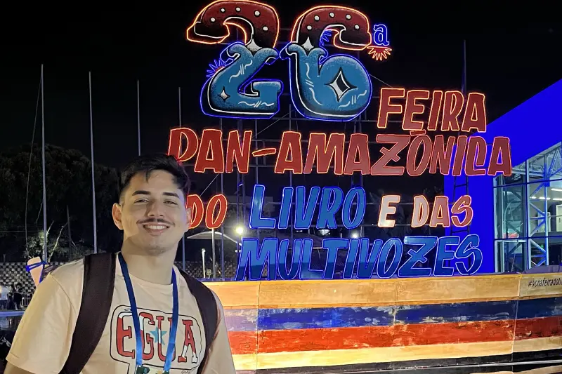 Matheus Souza, participante frequente da Feira do Livro, em várias edições 