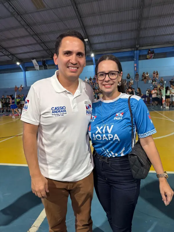 Secretário da Seel, Cássio Andrade ao lado da diretora técnica de esporte da Seel, Gisele Almeida