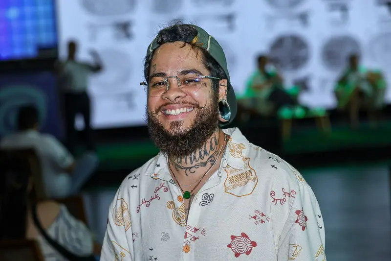 Eitor Sebastian, 36 anos