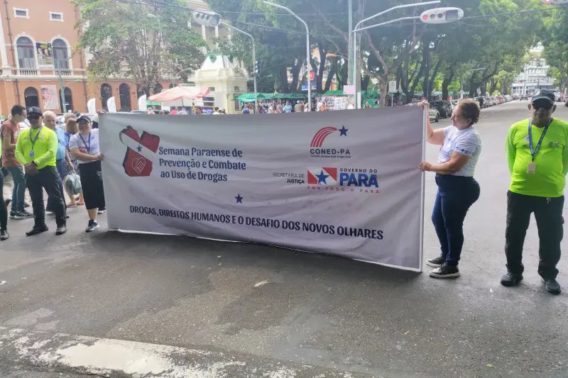 Divulgação no trânsito da Semana Paraense de Prevenção e Combate às Drogas