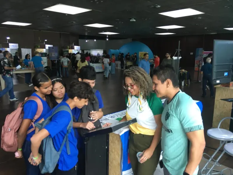 Bióloga Mônica Furtado